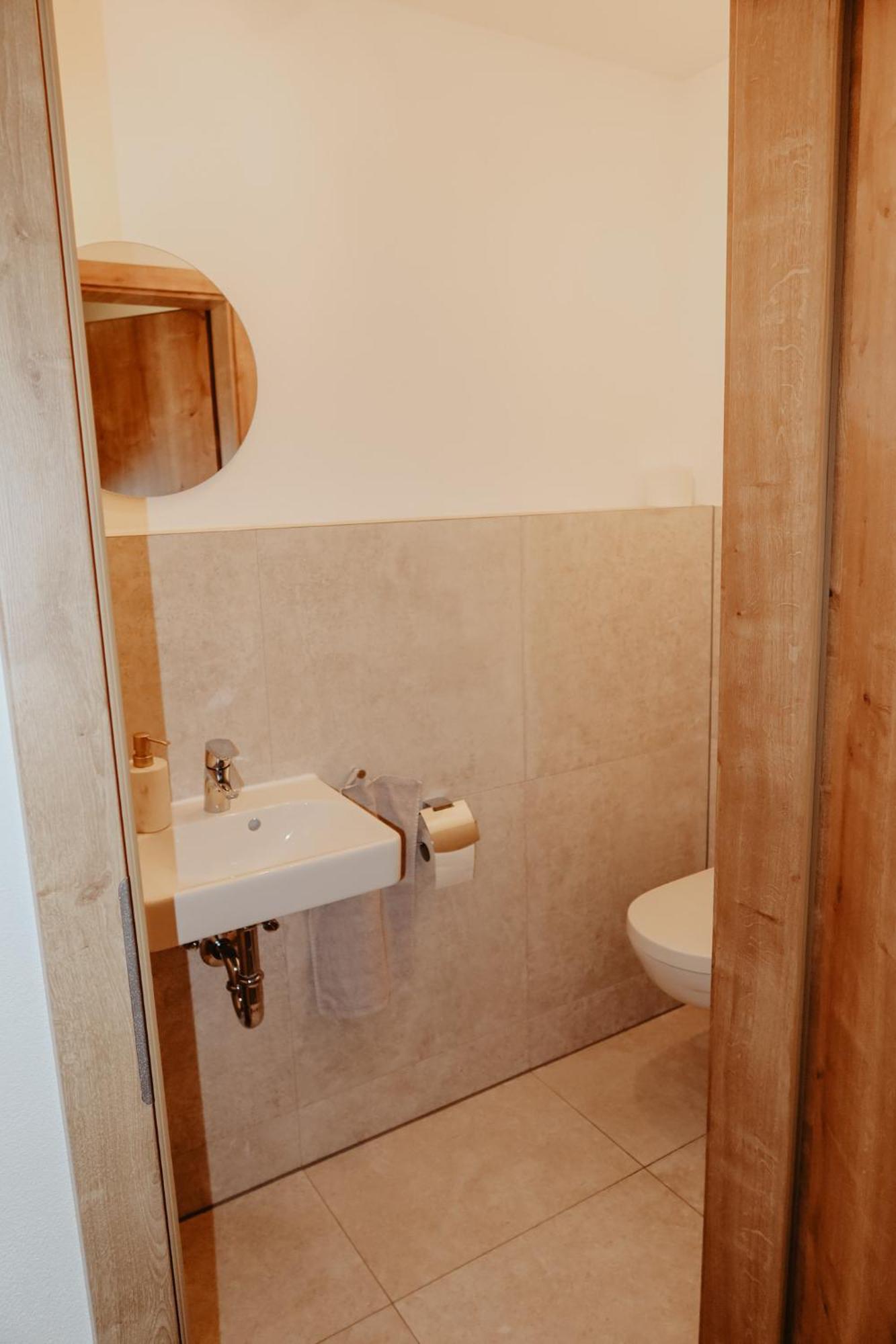 Ferienwohnung/Arbeiterwohnung Kampenwand Rohrdorf  Esterno foto